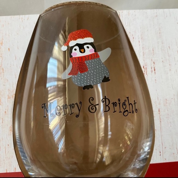 Sleigh Hill Trading Company Set Of 4 Christmas Stemless Wine Glasses Brand New - Picture 4 of 7